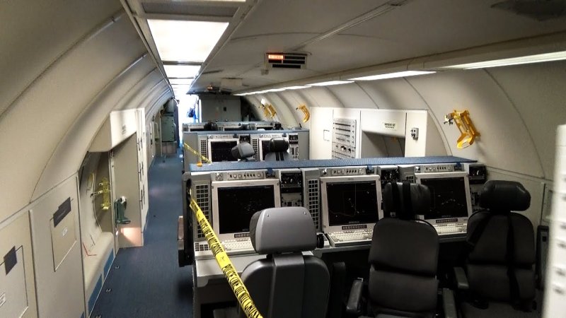 Boeing e-3a Sentry внутри