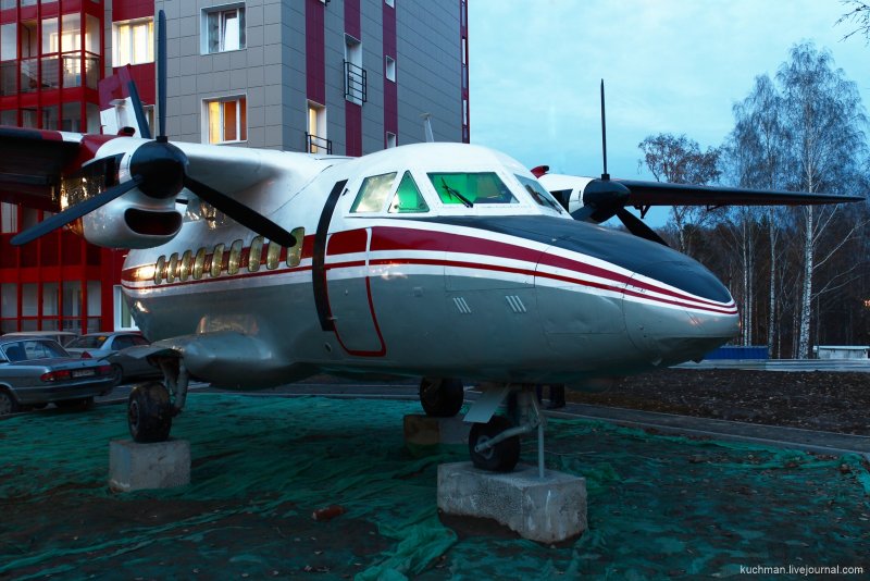 Самолёт l-410 (Томск) Красноармейская