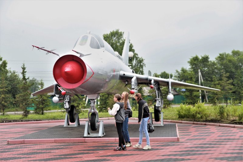 Су-17 истребитель-бомбардировщик Ленинск-Кузнецком