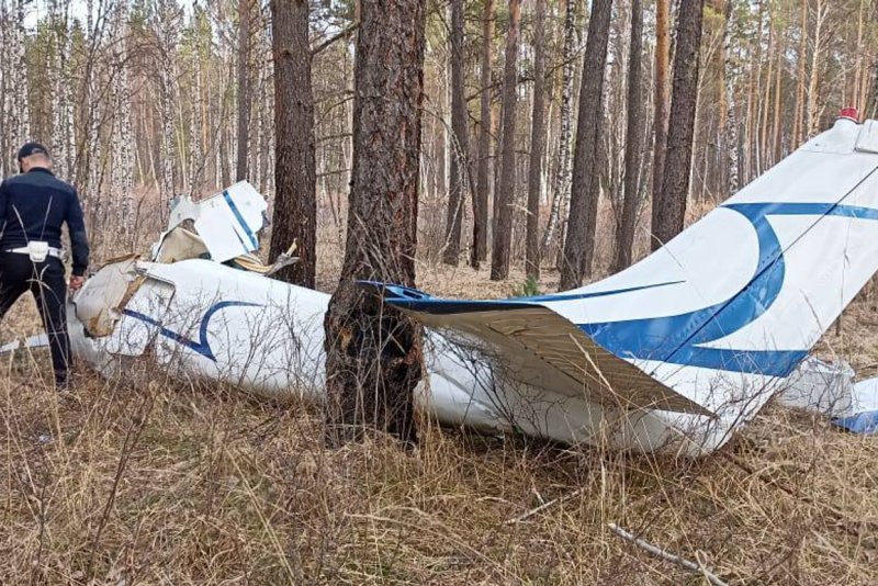 Легкомоторный самолет