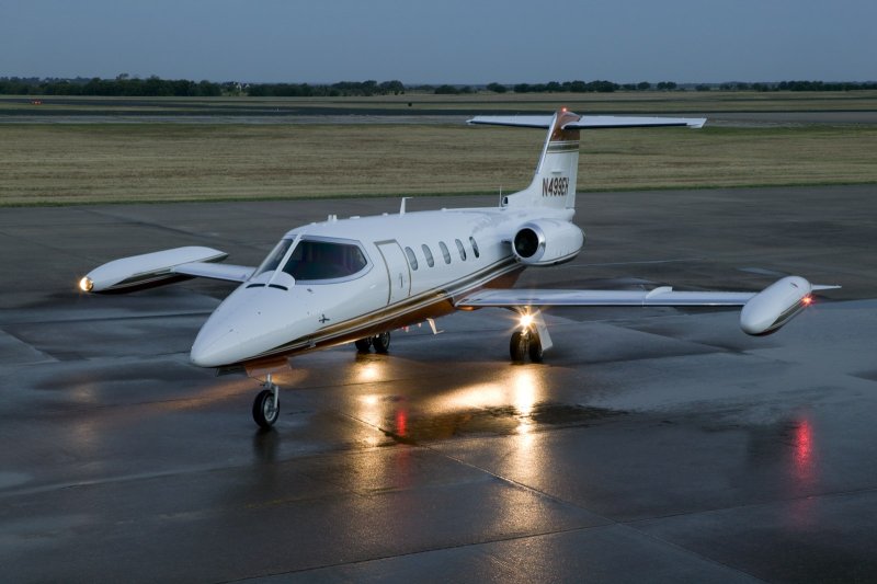 Learjet 25d