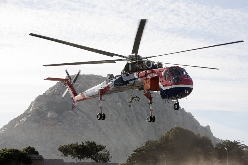 Вертолет Сикорский s-64