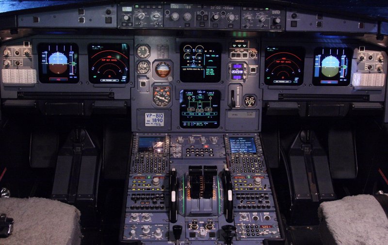 Кабина пилота Аэробус а320