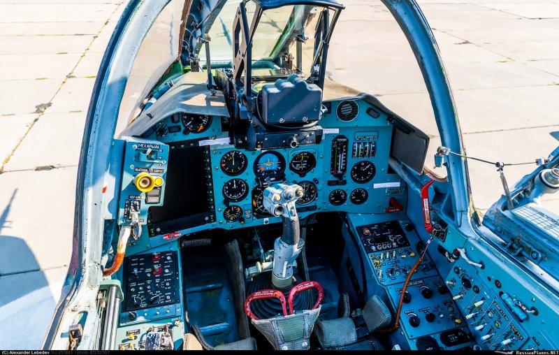 Су-25см3 Суперграч кабина