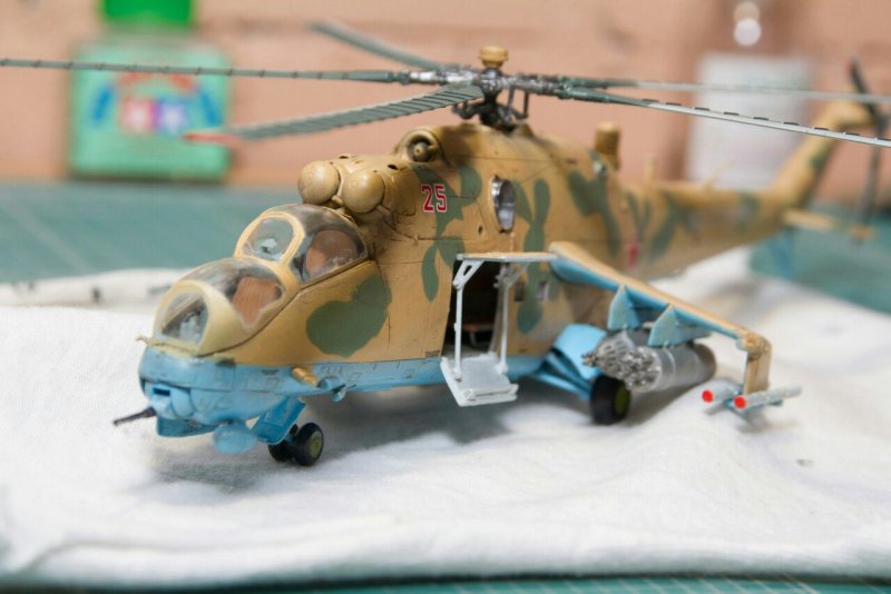 Модель вертолёта ми-24