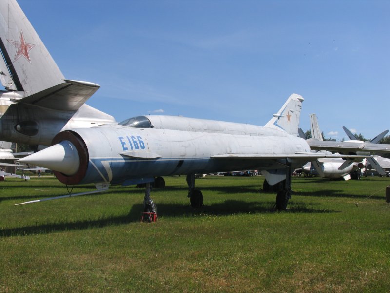 Е-166 Микоян самолет
