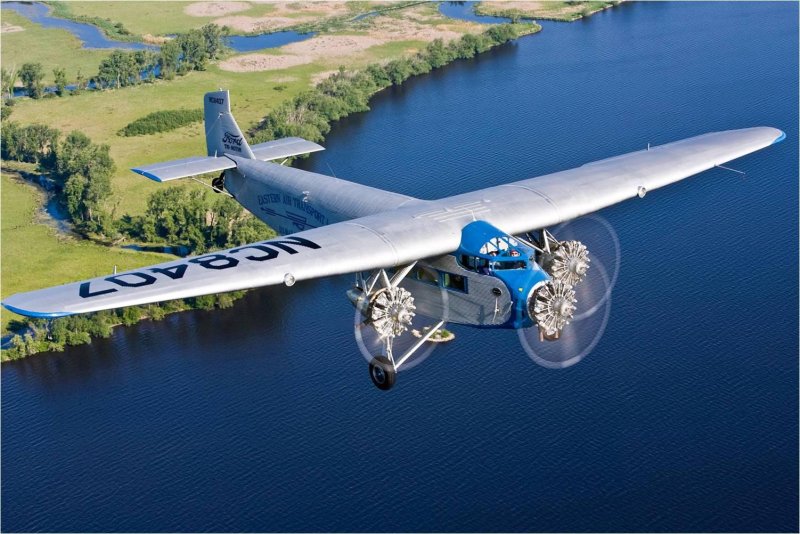 Ford Trimotor самолёт