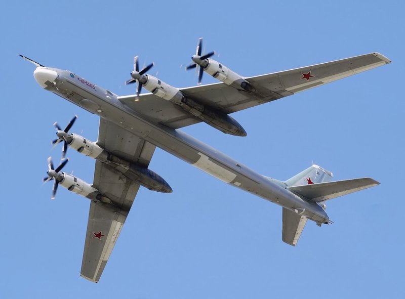 Винтовой бомбардировщик ту 95
