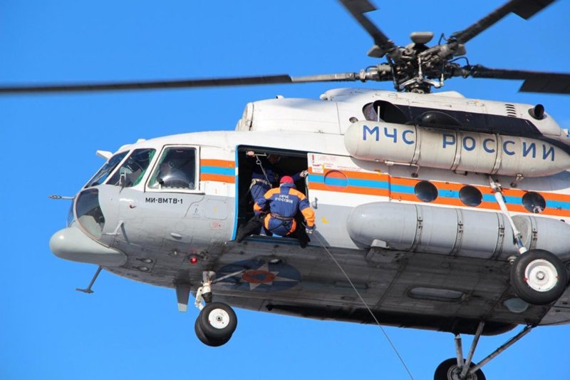 Вертолет ми-8 МЧС