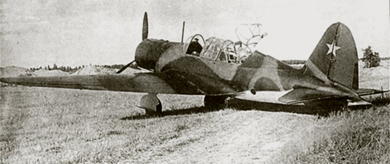 Советский бомбардировщик Су-2