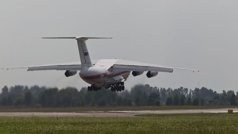 Самолет танкер ил 76
