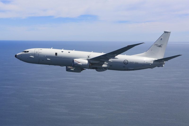 Самолёт Посейдон p8