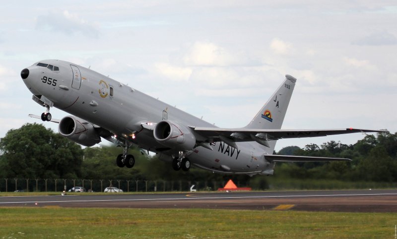 Самолёт Посейдон p8