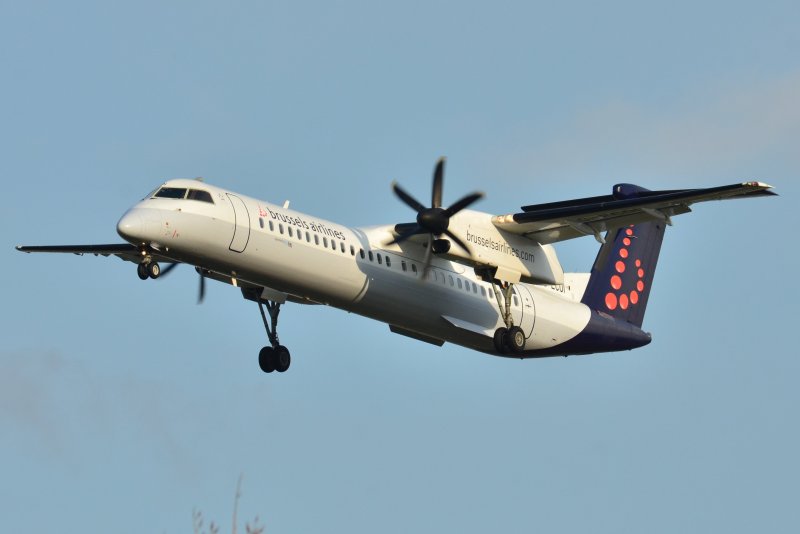 Бомбардье DHC-8 q400