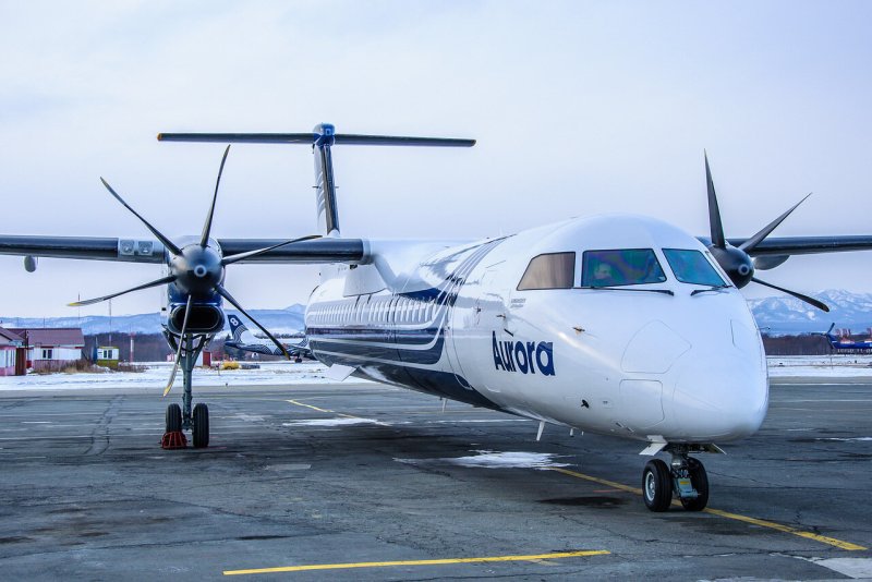 DHC q400