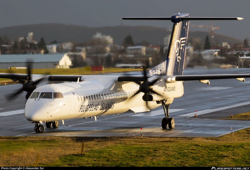 Q400 NGX