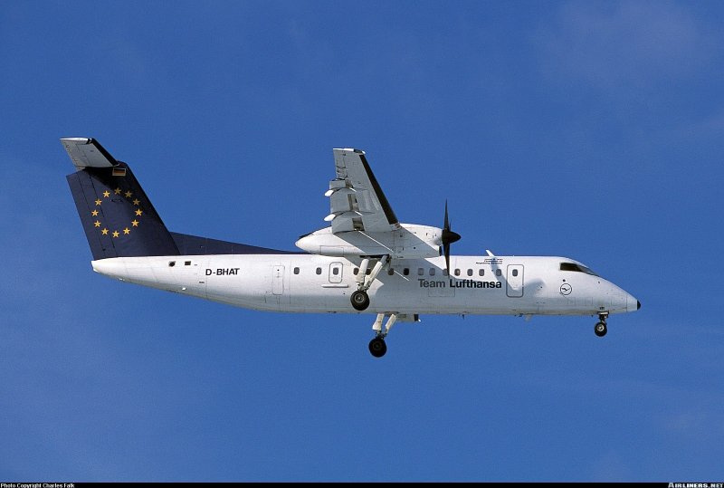 Dash 8 q200 Team Lufthansa