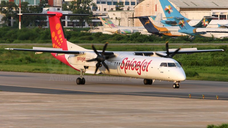 DEHAVILLAND Dash 8 q400
