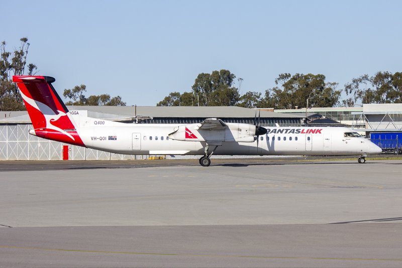 De Havilland Canada DHC-8-400