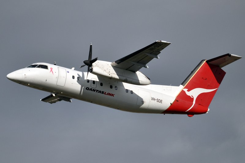 Bombardier Dash 8-200 Cargo