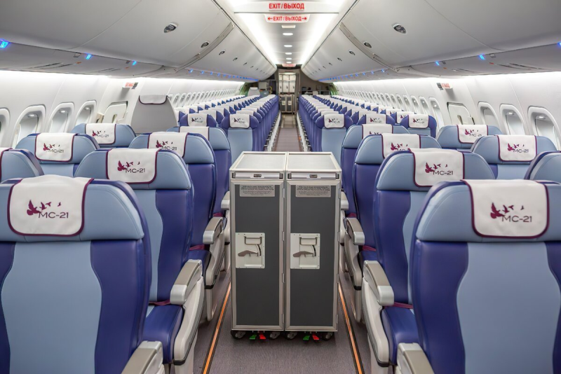 MC 21 300 салон