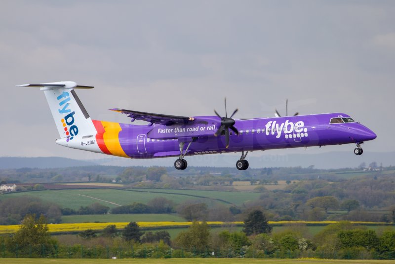 Dhc8 Dash 8-400 самолет