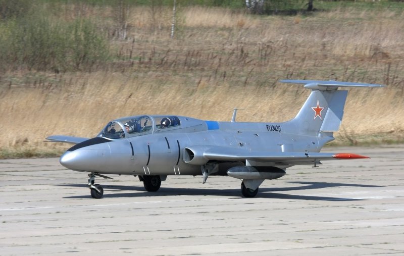 Самолет Аэро л-29 Дельфин