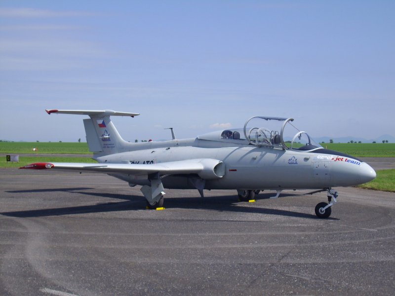 Л-29 Дельфин