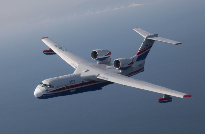 Бе-200 самолет