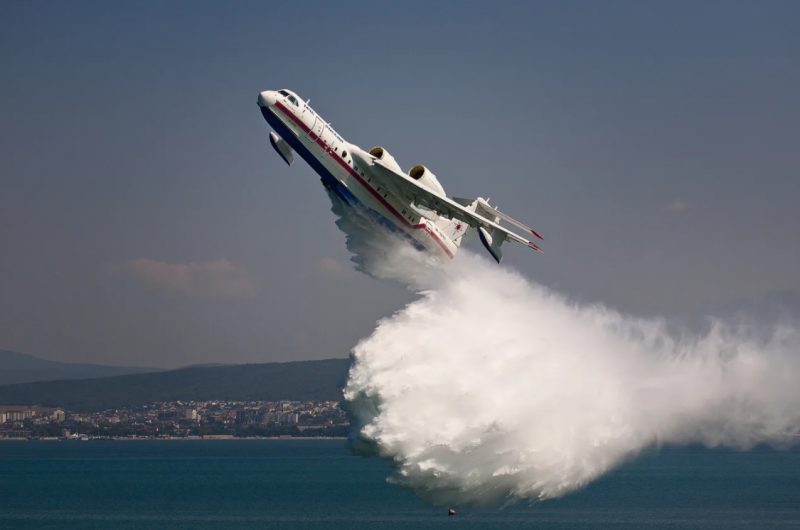 Бе-200 гидросамолёт