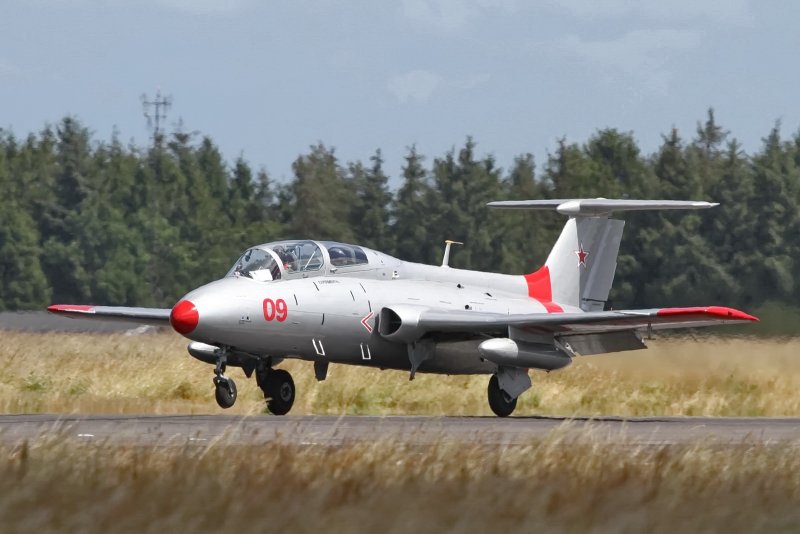 Aero l-29 Delfin