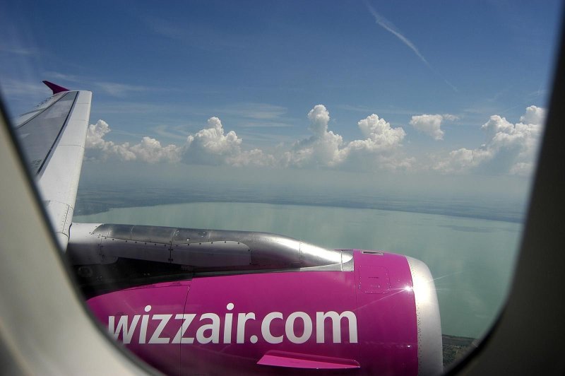 Фото из самолета Wizzair сегодня из Варшавы