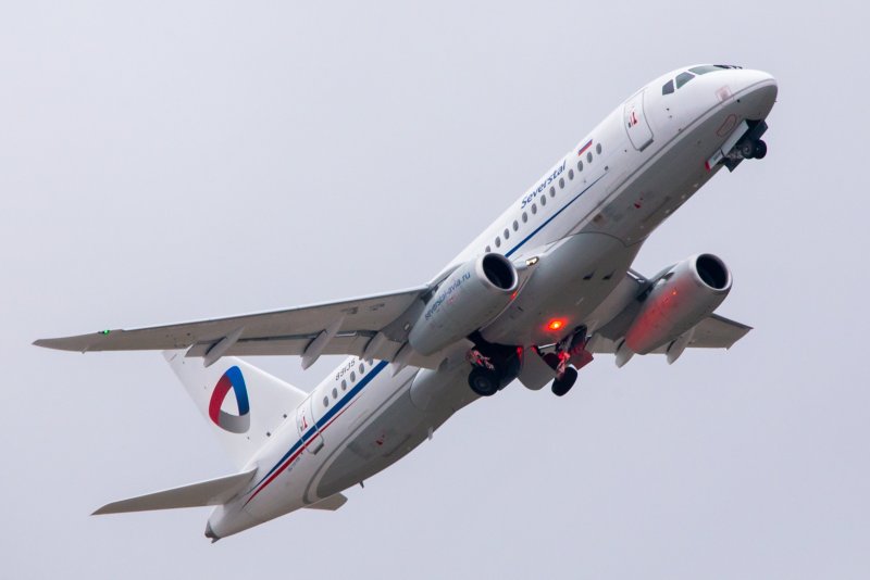 Ssj100 с законцовками крыла