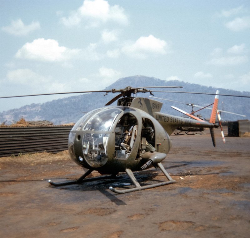 Вертолет Oh-6 Cayuse во Вьетнаме