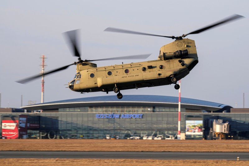 Вертолет Ch-47 Chinook