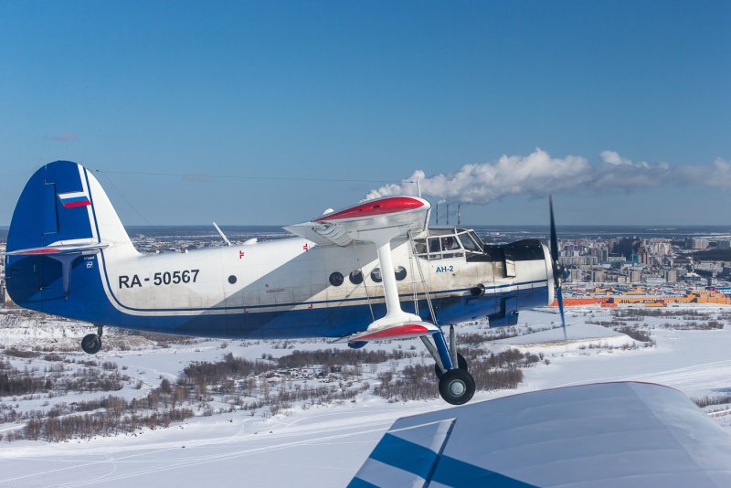 АН 2 Полярные авиалинии