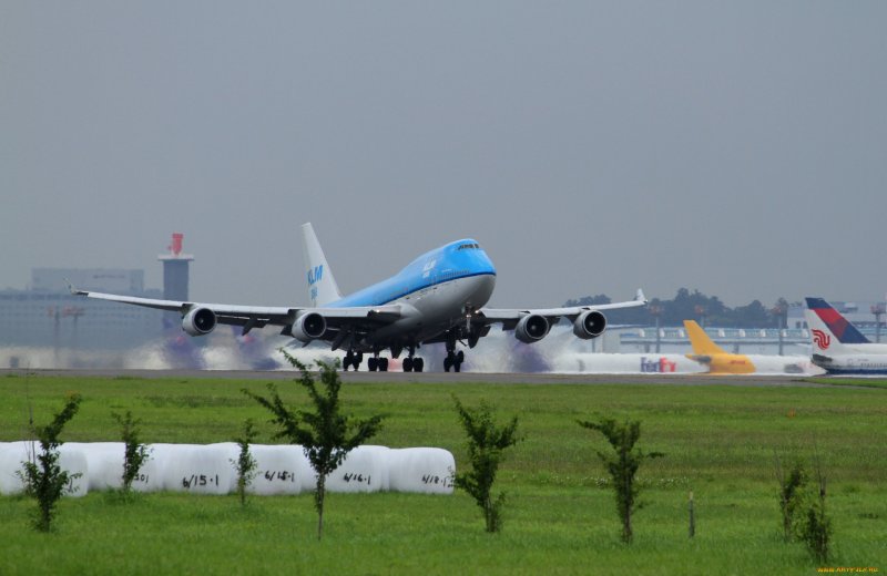 Боинг 747 посадка