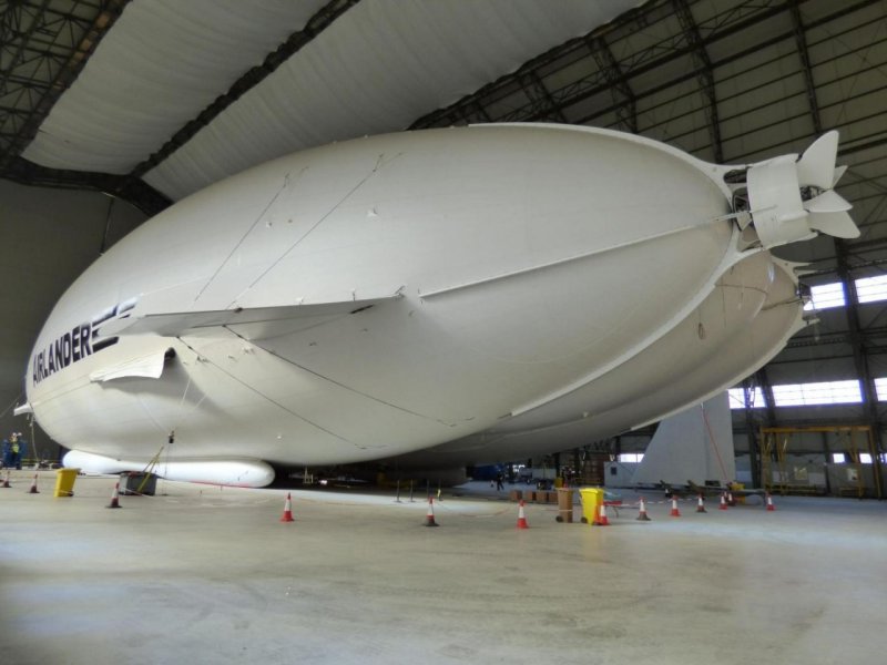 Hav 304 Airlander 10 внутри