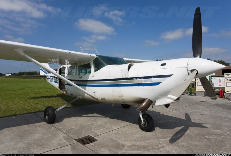 Cessna t-207a