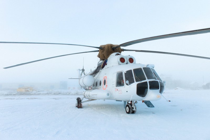 Вертолет Полярные авиалинии