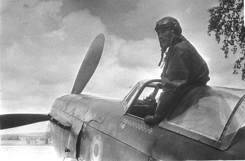Як-1б Нормандия Неман
