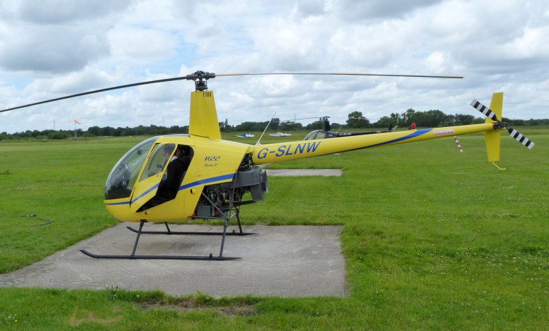 Малый вертолет Robinson r44