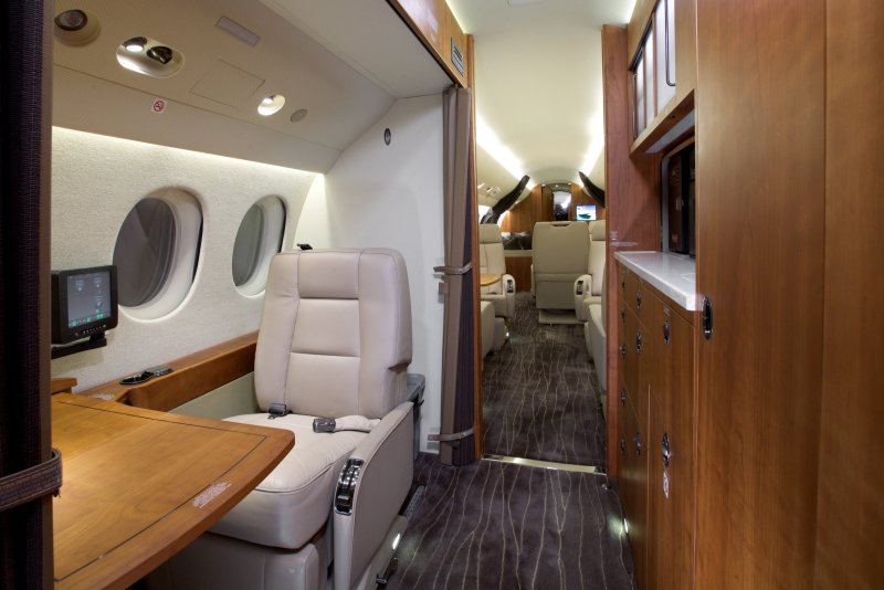 Самолёт Falcon 7x кабина