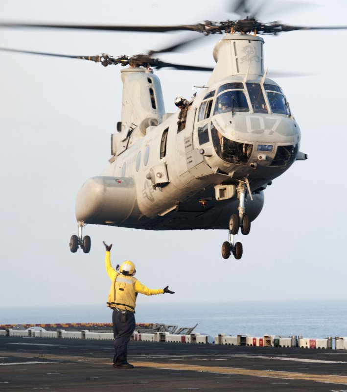 Ch-46 вертолет