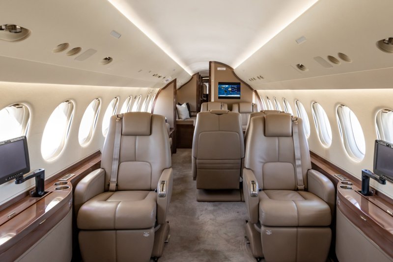 Бизнес-джете Dassault Falcon 7x Россиия