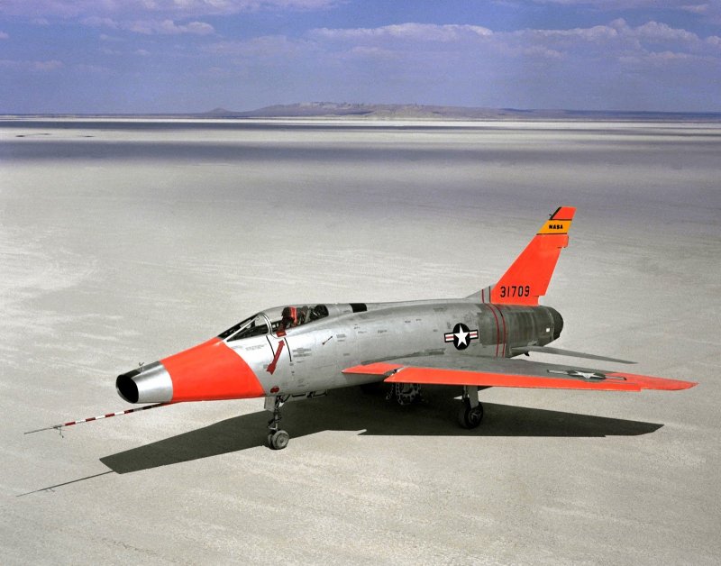 F-100 Sabre