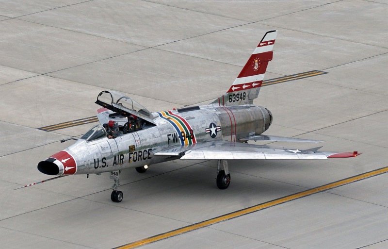 F-100f super Sabre