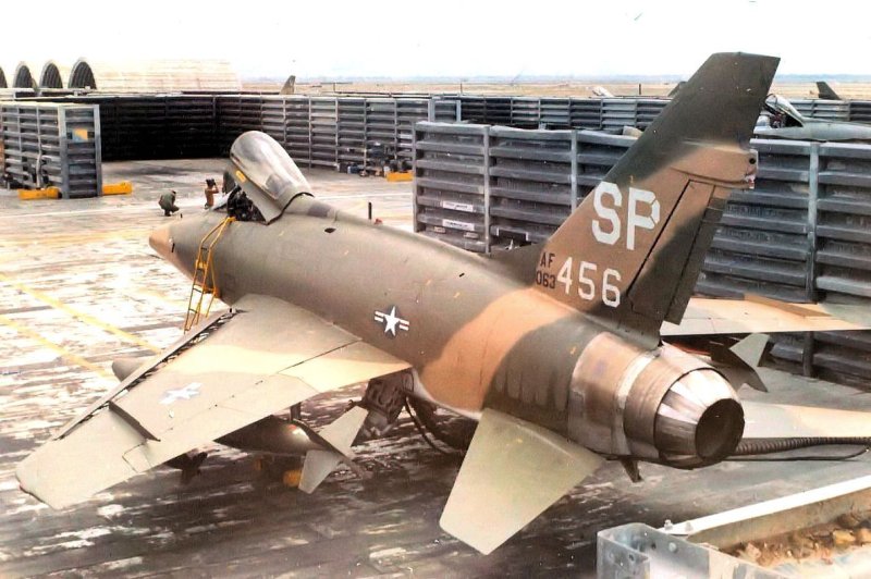 North American f-100 super Sabre