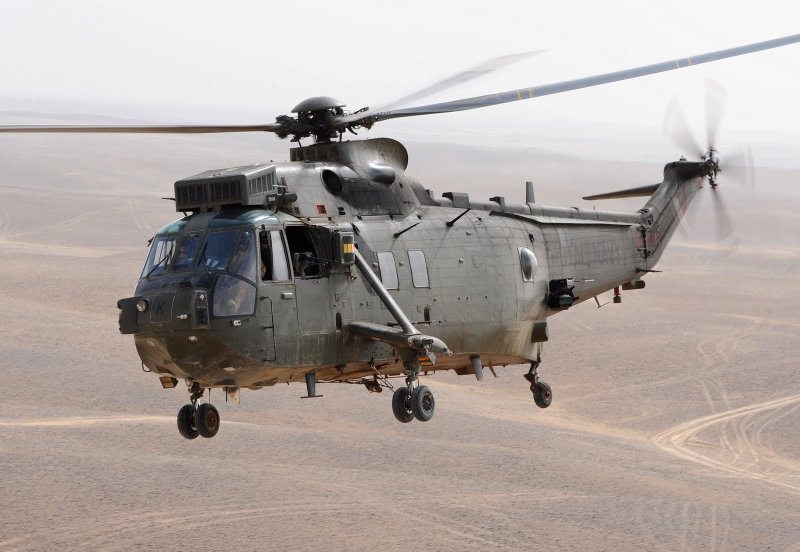 Вертолет Westland Sea King