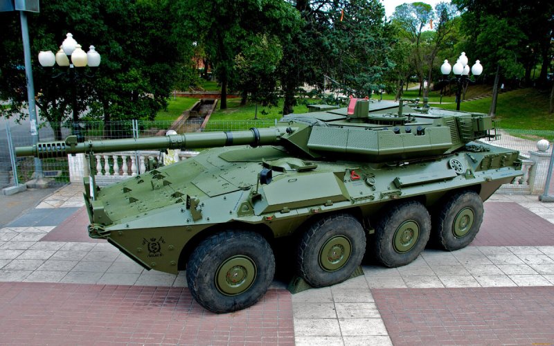 Танк b1 Centauro 120